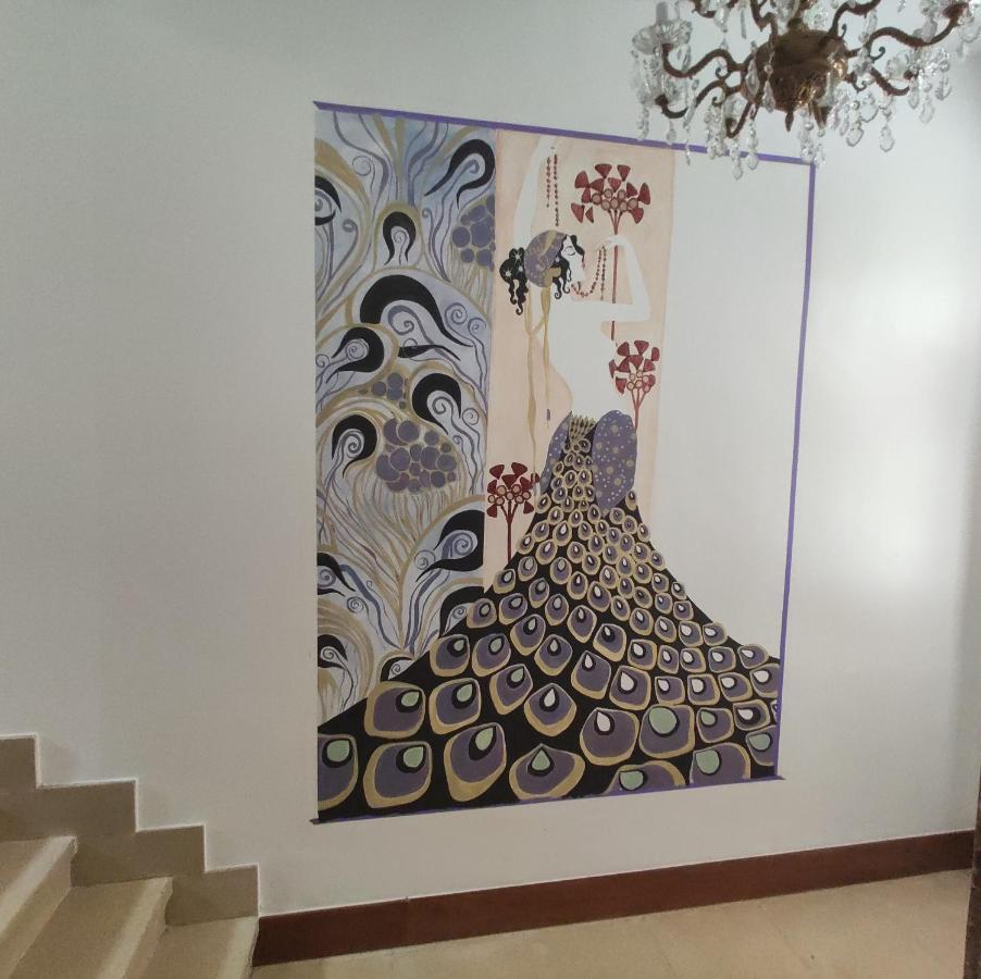 Cervantes 5 Collection - Greco Aparcamiento En El Edificio Toledo Ngoại thất bức ảnh