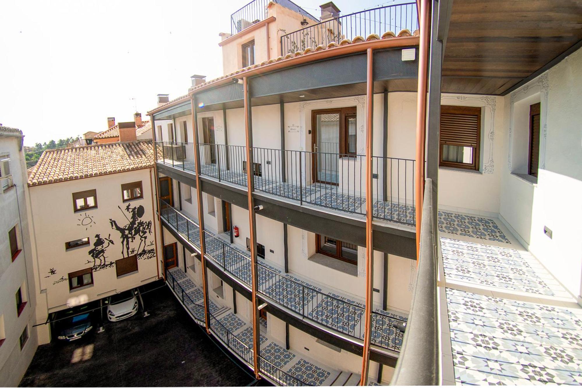 Cervantes 5 Collection - Greco Aparcamiento En El Edificio Toledo Ngoại thất bức ảnh