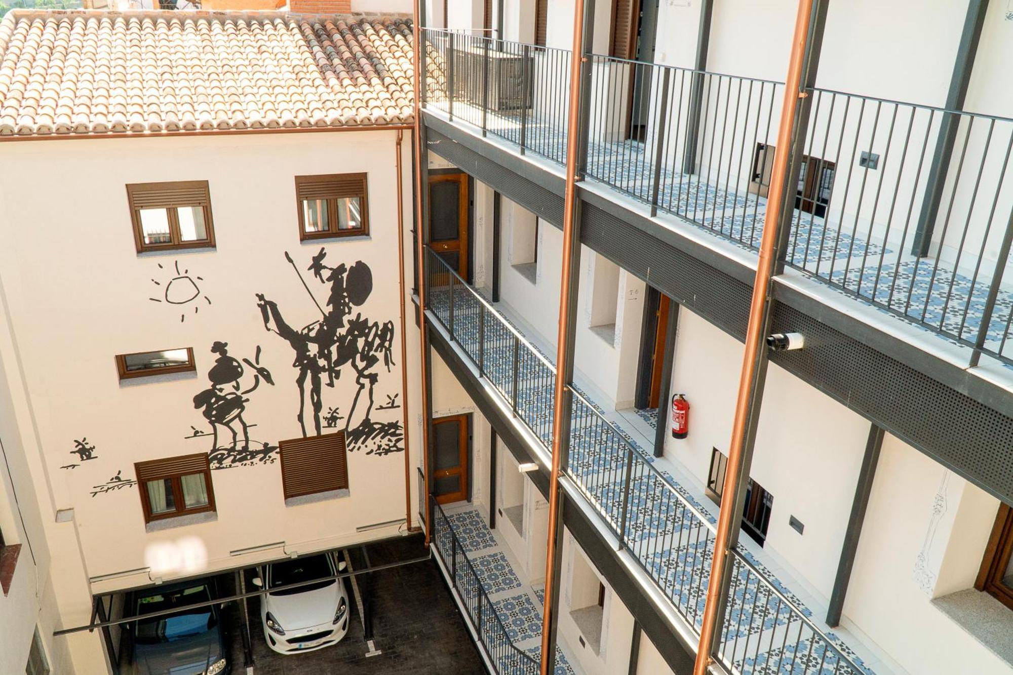Cervantes 5 Collection - Greco Aparcamiento En El Edificio Toledo Ngoại thất bức ảnh